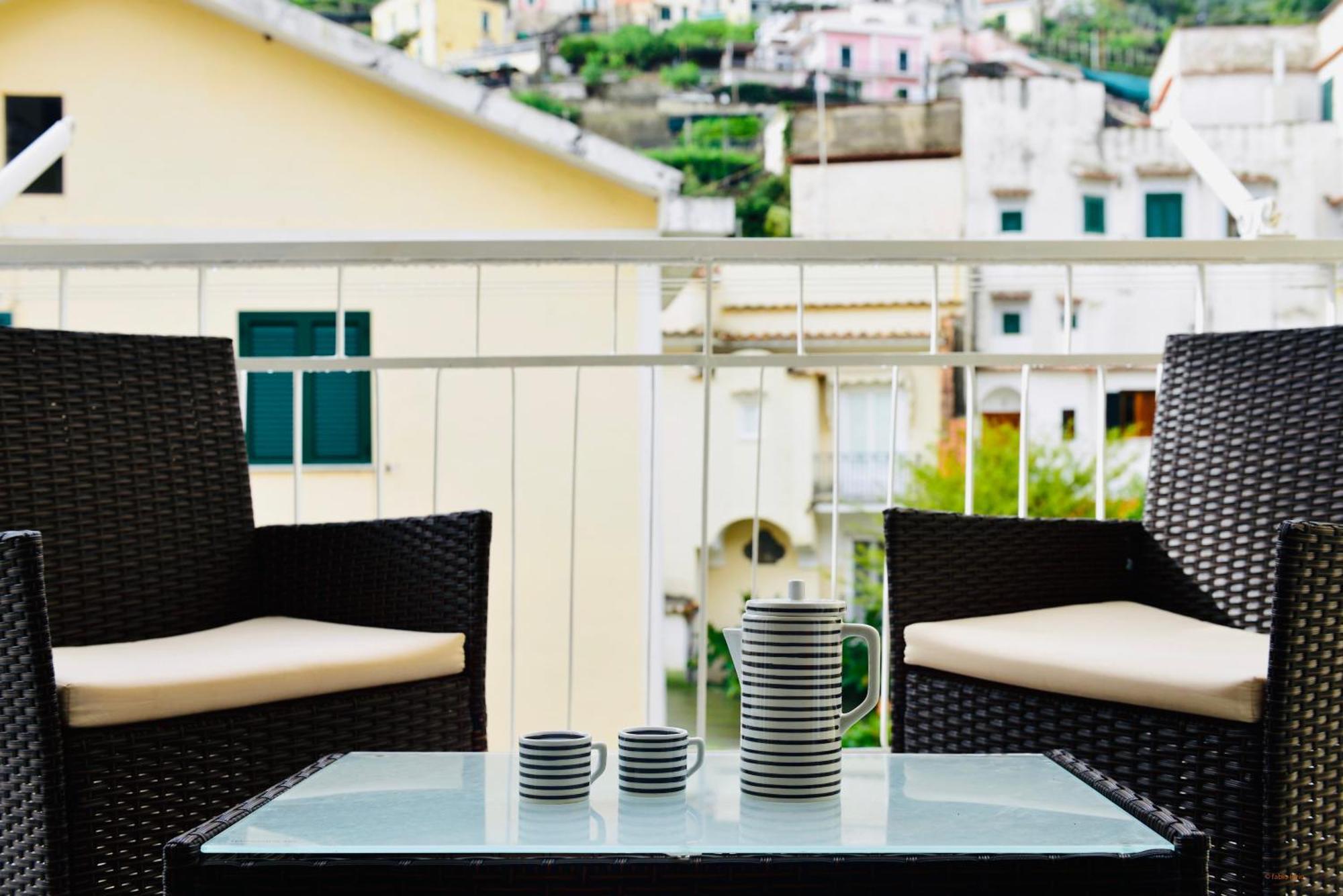 Floral Apartment Minori